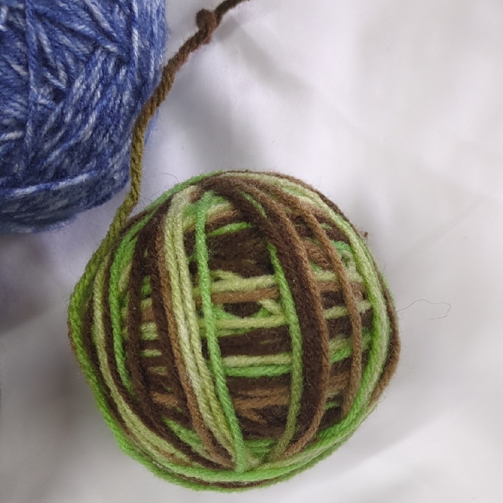 Colorful Yarn Ball Set - Picture 5 of 5